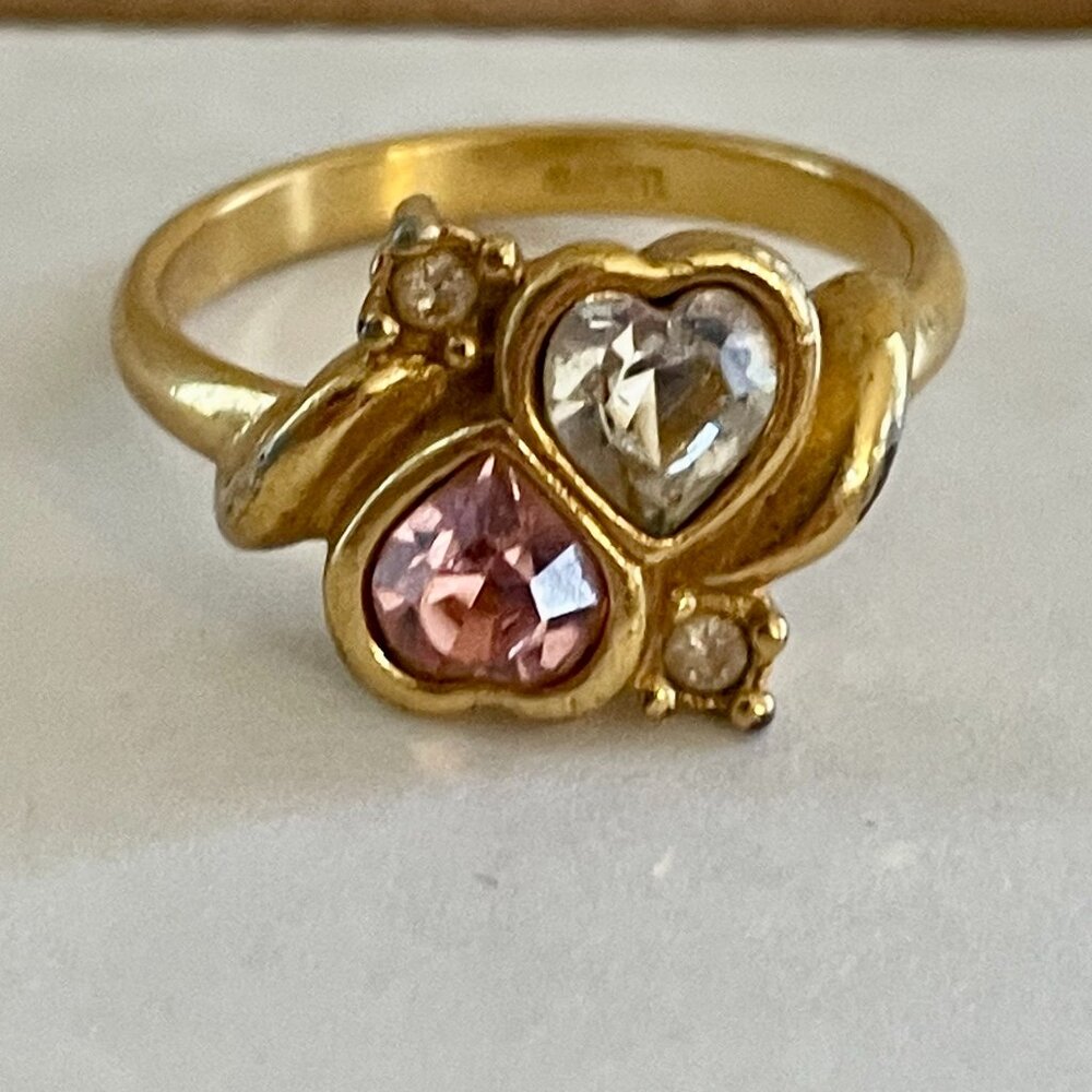 Vintage Avon Double Heart Ring Pink & Clear Rhinestones Gold Tone